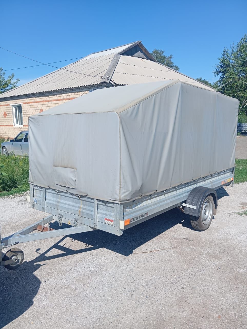 Продам Прицеп Спутник