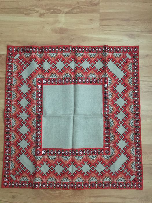 Нова покривка …..