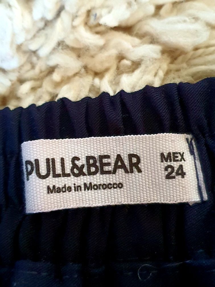 Vand pantaloni scurti dama Pull&Bear