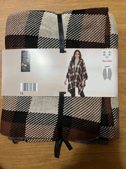 Poncho maro loose fit Up 2 Fashion – One Size