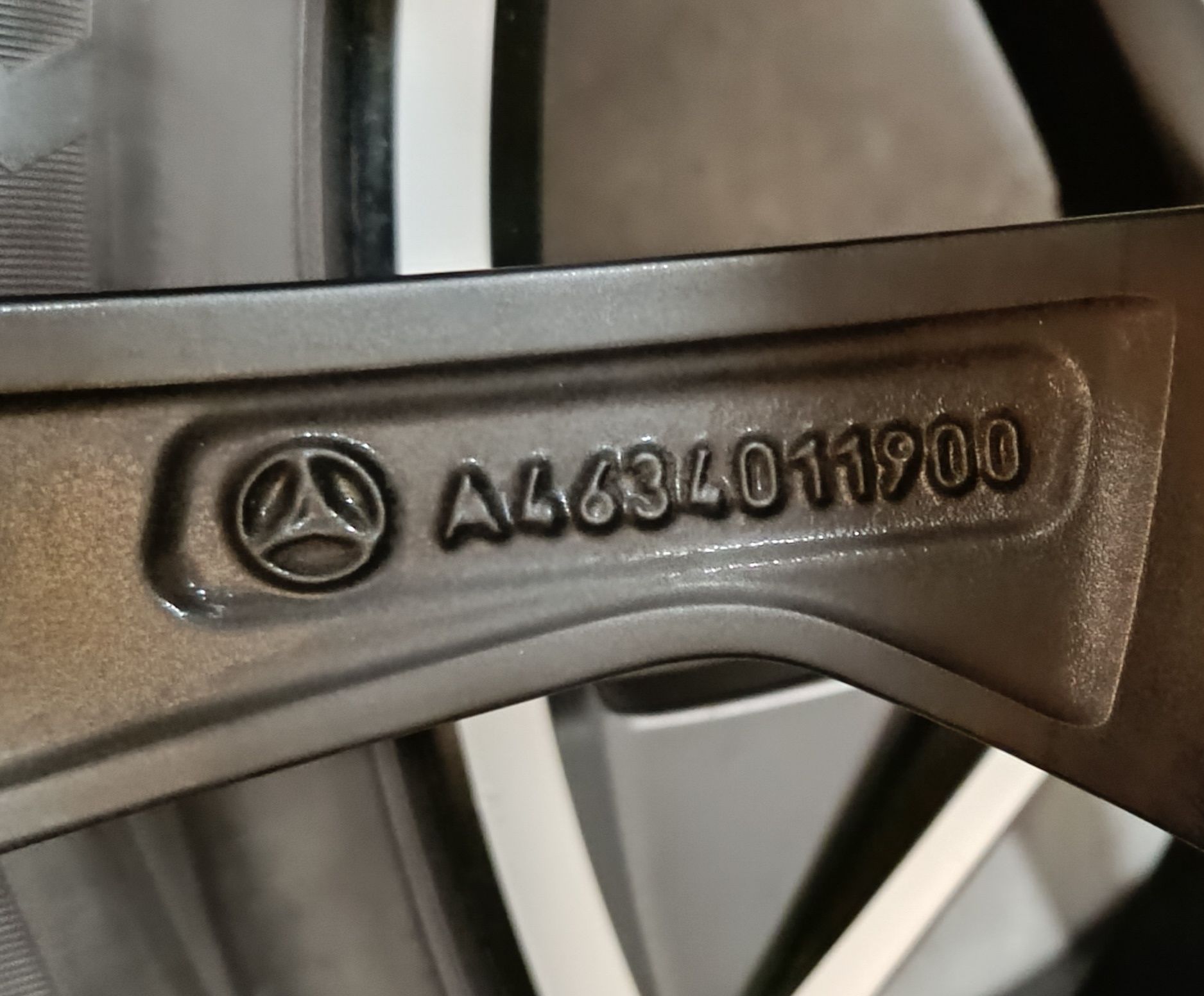 Оригинални джанти с гуми зимни 21 цола за Mercedes G-klasse AMG63