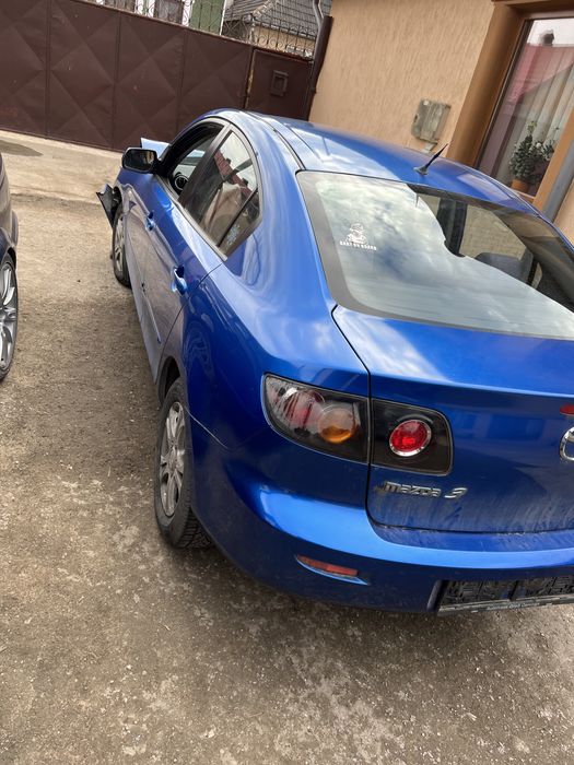 Dezmembrez Mazda 3 an 2006 motor 1.6 diesel Dpf Turbo