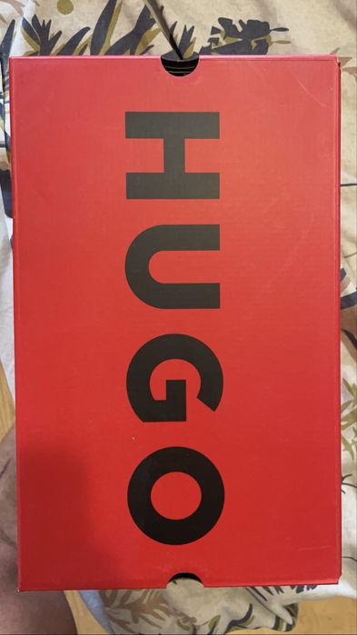 Сиви спортни маратонки