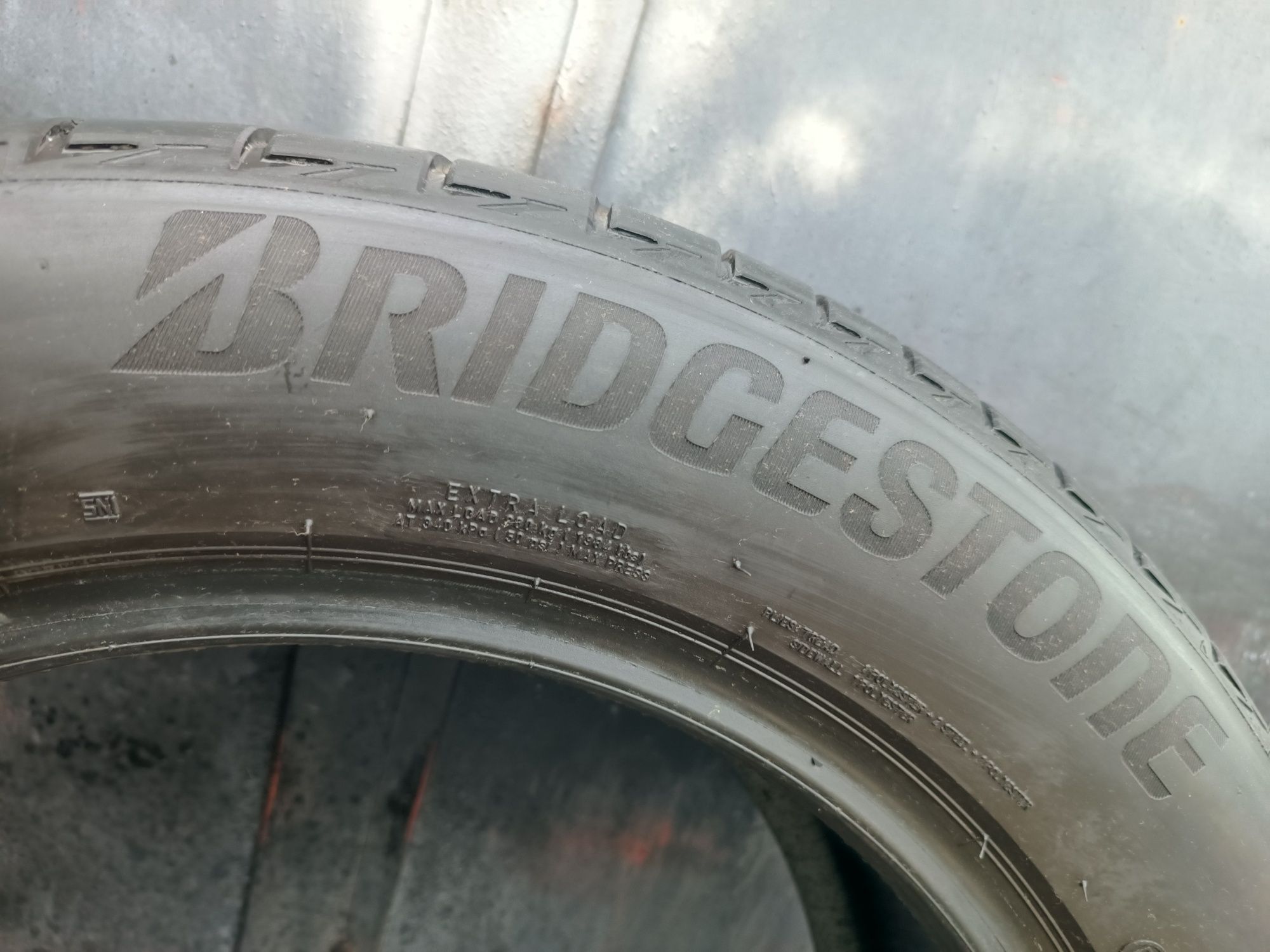 235/55/18 Bridgestone