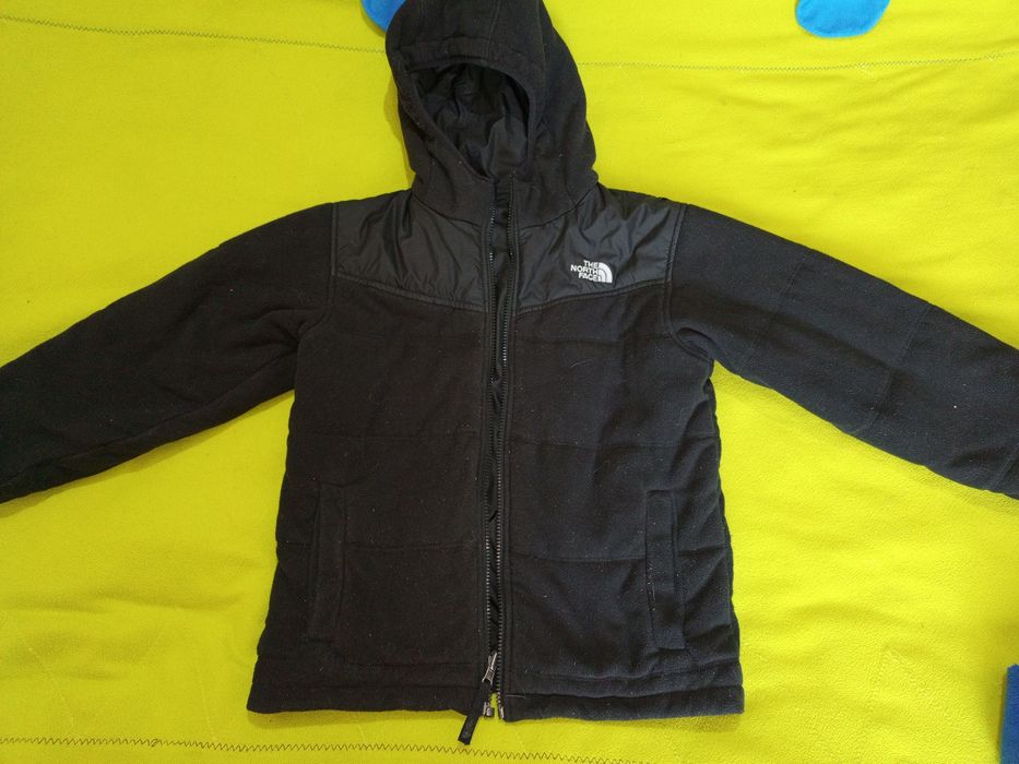 Куртка двухсторонняя на 8-10 лет the north face