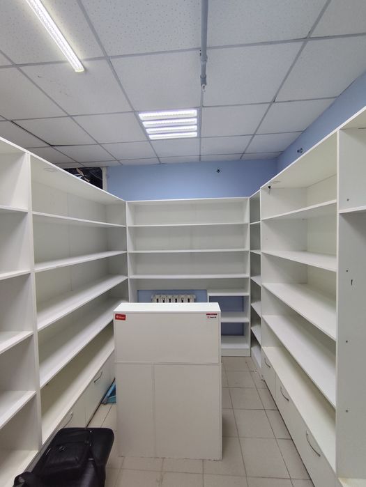 Продаётся готовое коммерческое помещение в проходном месте.