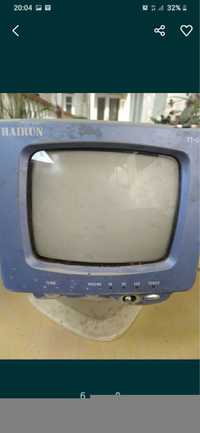 Телевизор на запчасть