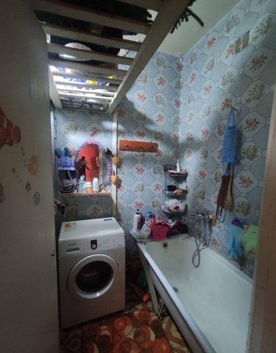 Юнусабад 7 квартал 2/3/4 (50²) продаётся квартира