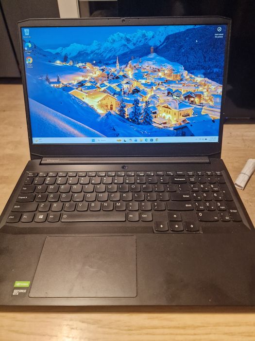 Laptop Lenovo 82K2