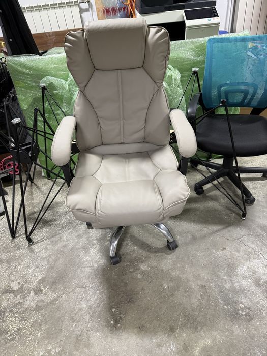 Scaun birou cu multe functii