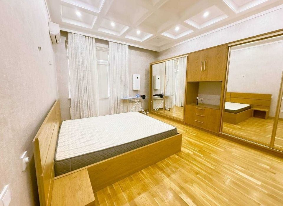 Kvartira продается 3/6/7 на Садык Азимова