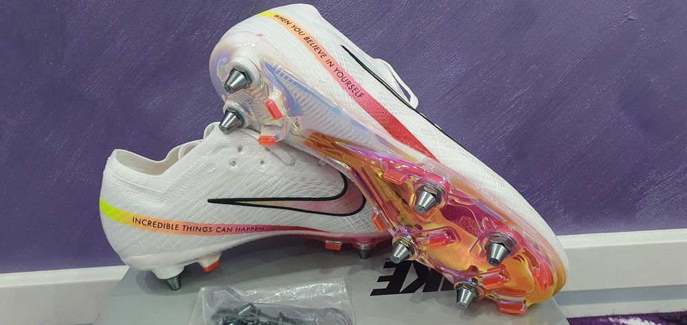 Професионални Бутонки Nike Air Zoom Mercurial Vapor 15 Elite SG