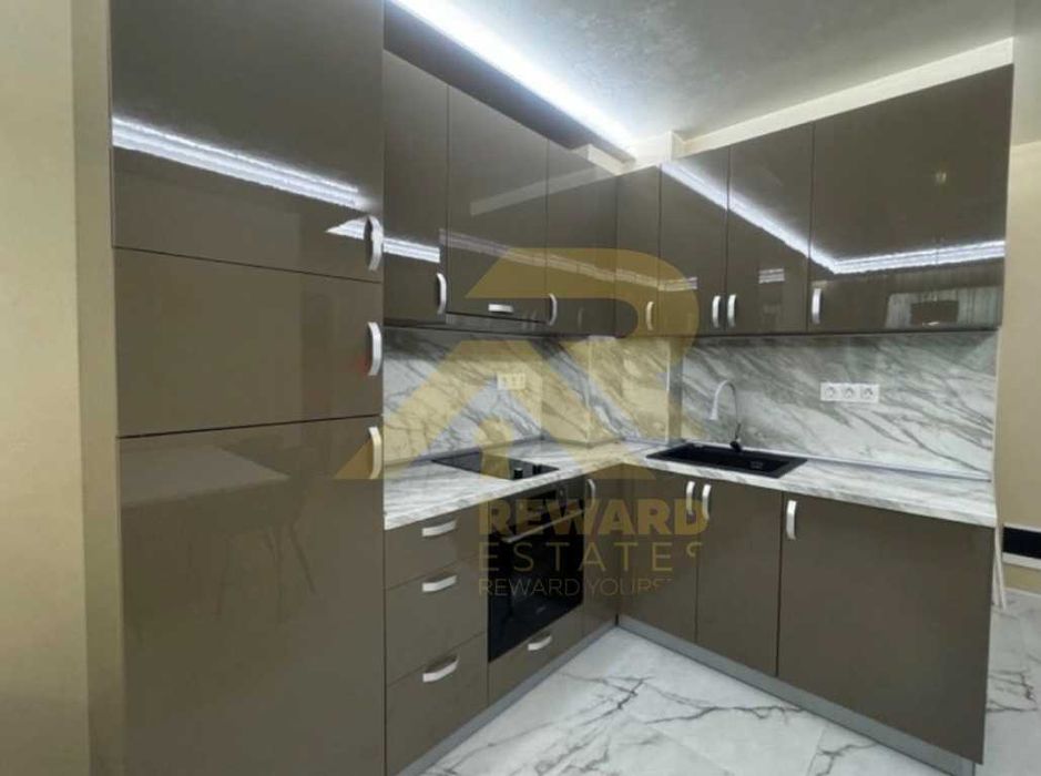 Продава се Двустаен апартамент в София, Младост 1 - 67 кв.м за 2835 €/кв.м - Снимка #1