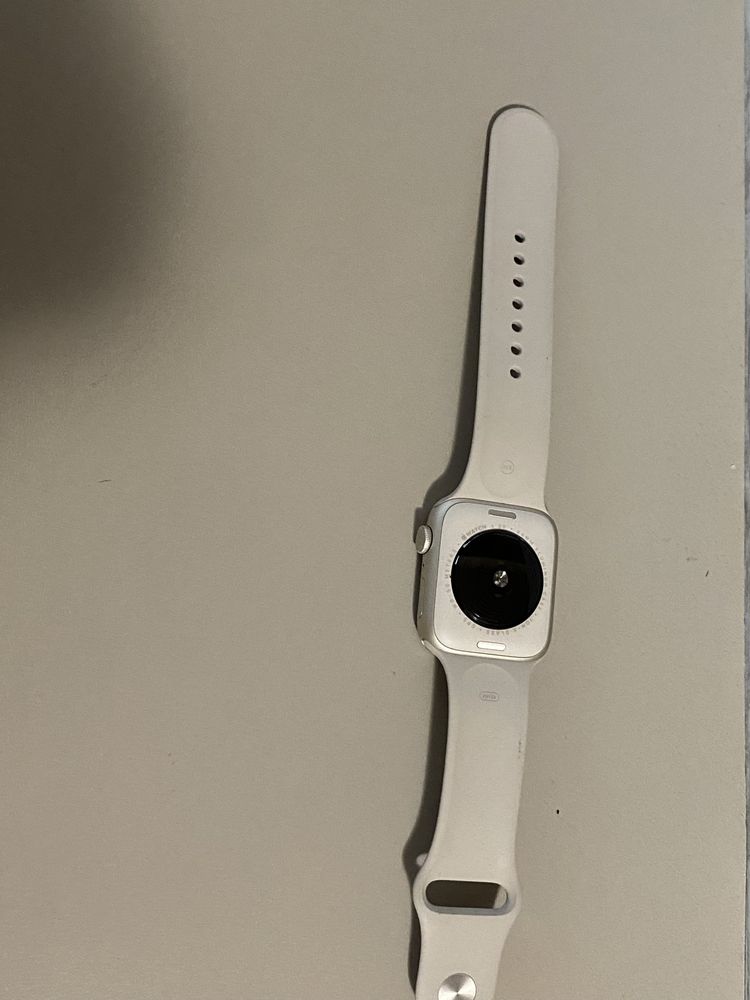 Apple Watch SE2 44mm