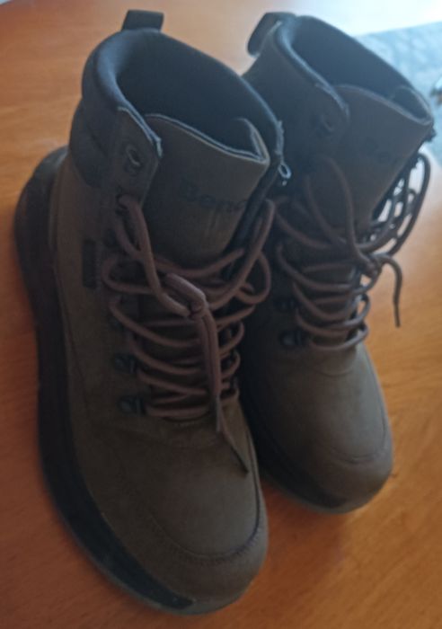 Ghete bărbați, Nr 42. Preț fix: 100 lei !