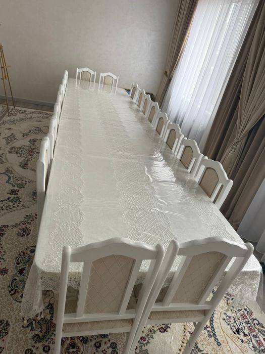 Продам стол и стулья