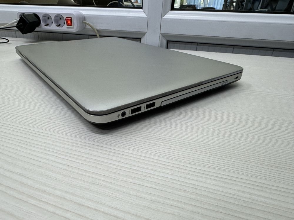 Игровой Ноутбук ASUS Core i7-6th мощный Быстрый SSD 512gb ОЗУ 8gb
