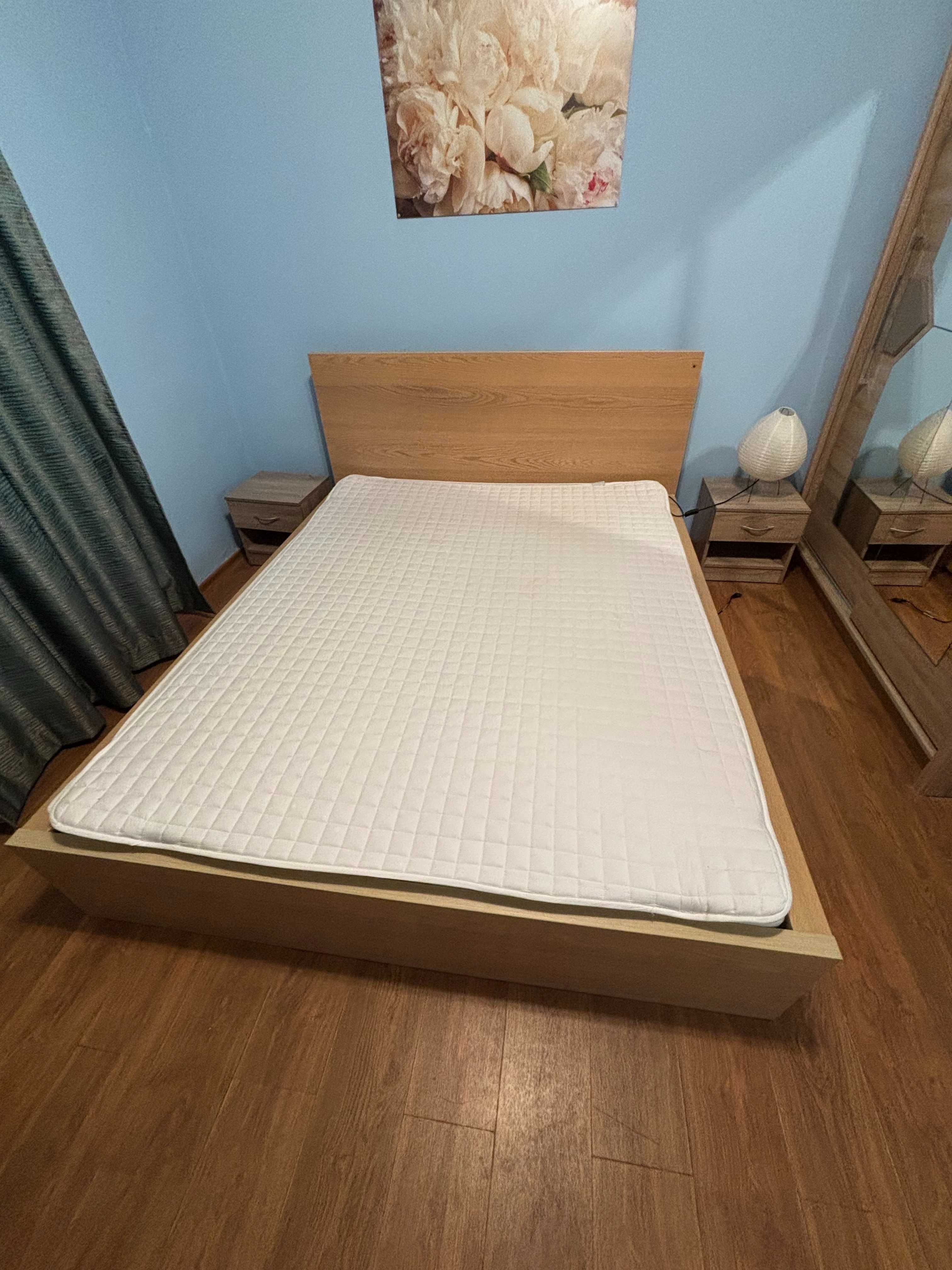Продава се: IKEA MALM високо легло 180×200 см с матрак и 4 чекмеджета