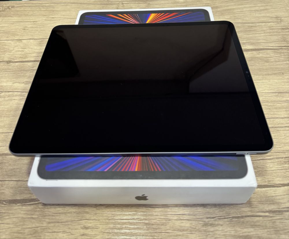 Prodam ipad pro 12.9 M1 256GB wi