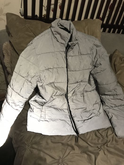 Geaca fosforescenta culoare gri