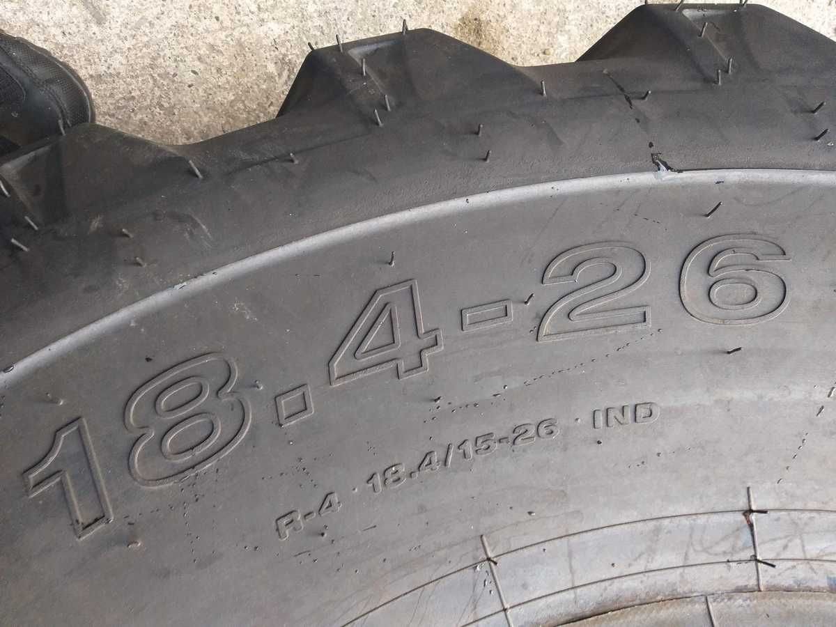 Cauciucuri buldoexcavator noi 18.4-26 marca TATKO 14PR tubeless