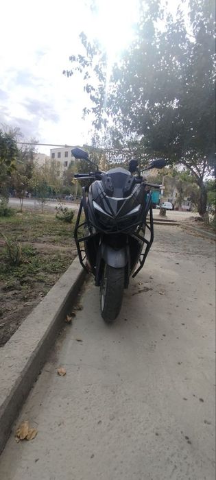 Emax skuter sotiladi 11 mln yana keliwiladi