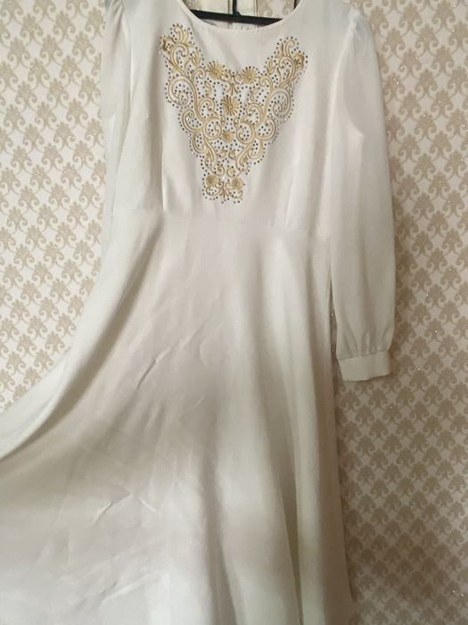 Продам платье