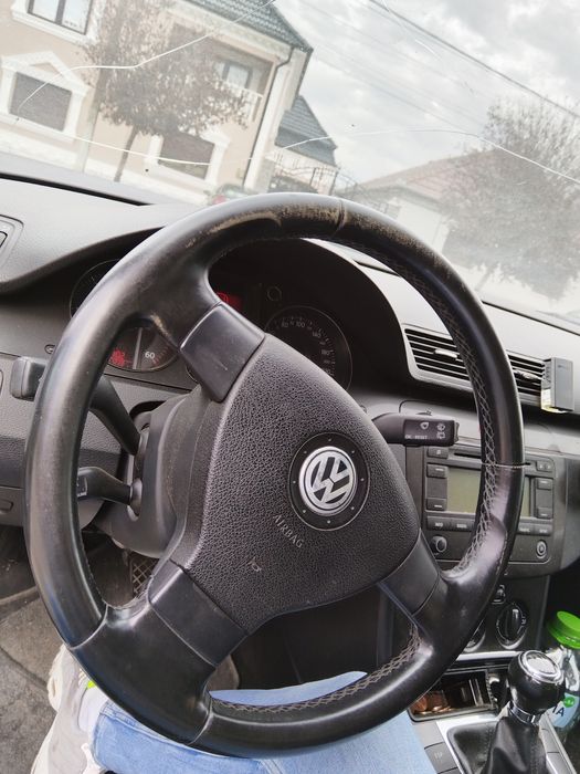 Volan piele + airbag 3 spite Vw Passat B6/Touran/Jetta/Golf 5/Eos