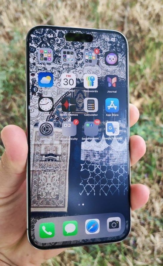 Iphone 15 Pro Max 
512 gb
E sim 
Rangi natural titanium 
84 % yomkost