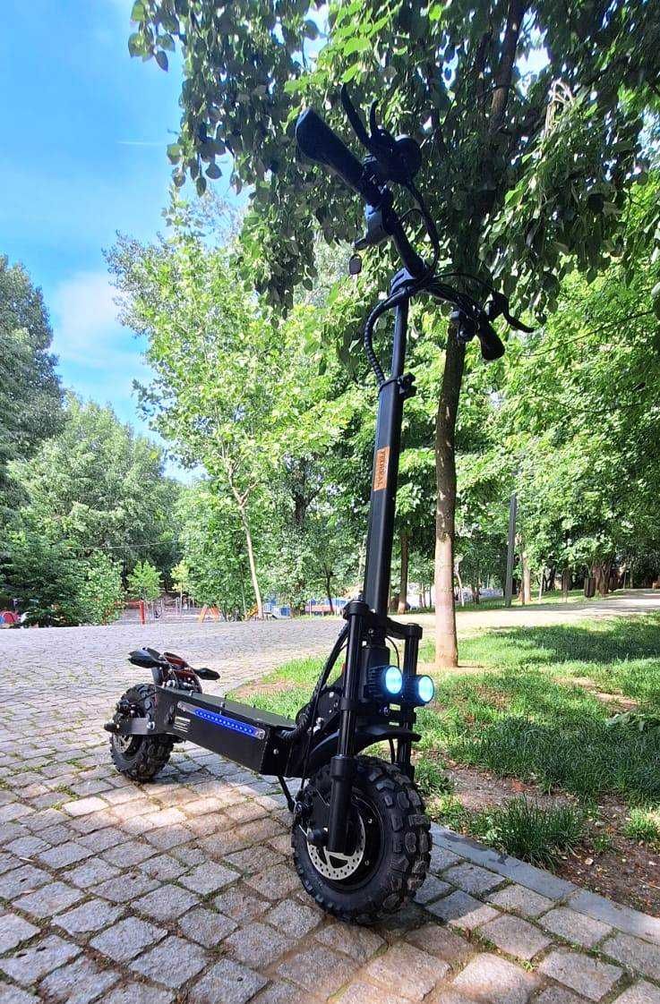 Trotineta electrica cu Motor puternic noua la cutie 1300w 52v18ah