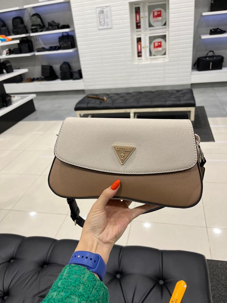 Сумка Guess