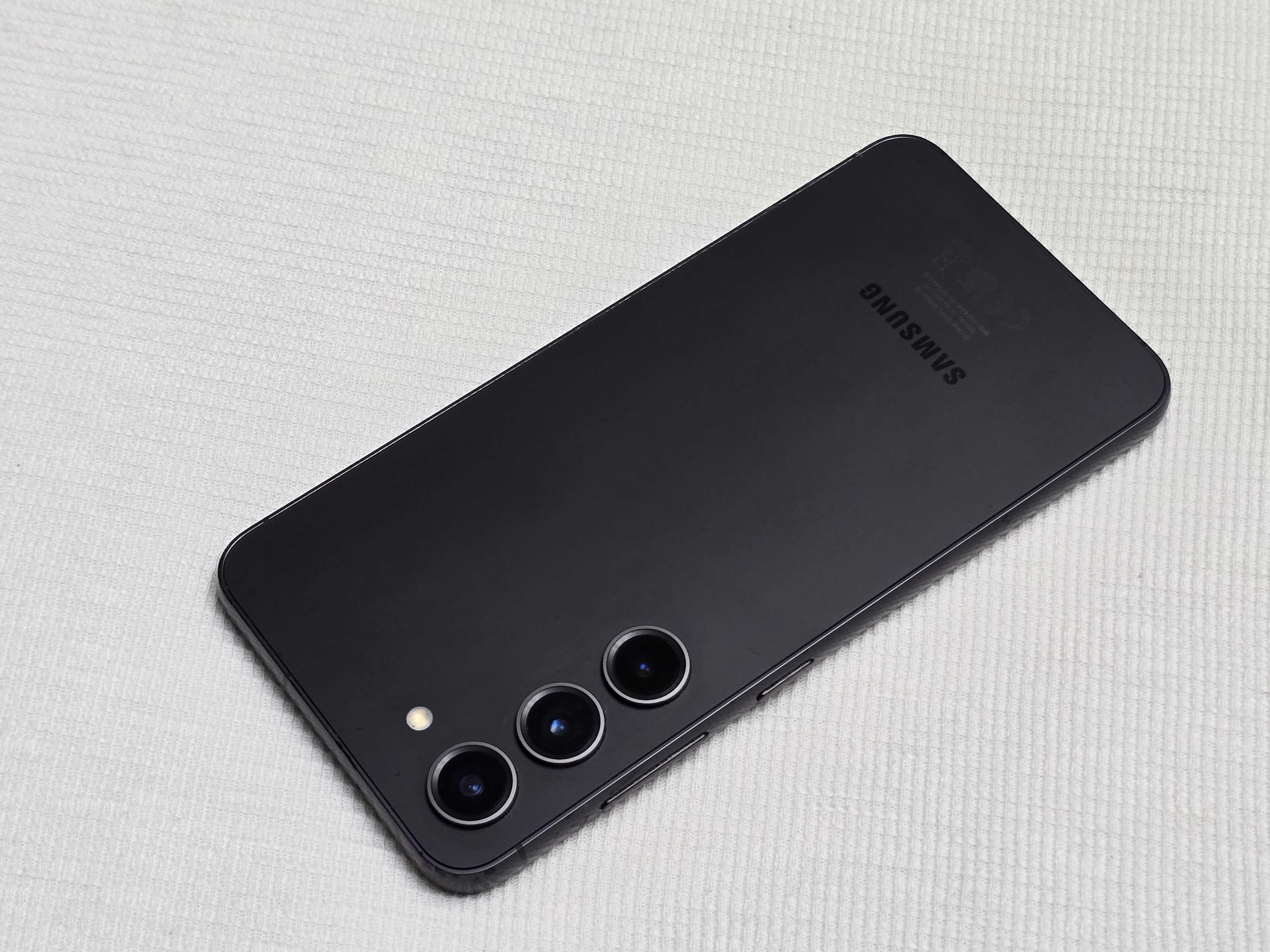 Samsung Galaxy S23 8/128Gb Liber