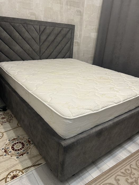 Продаи кровать с матрасом Аскона