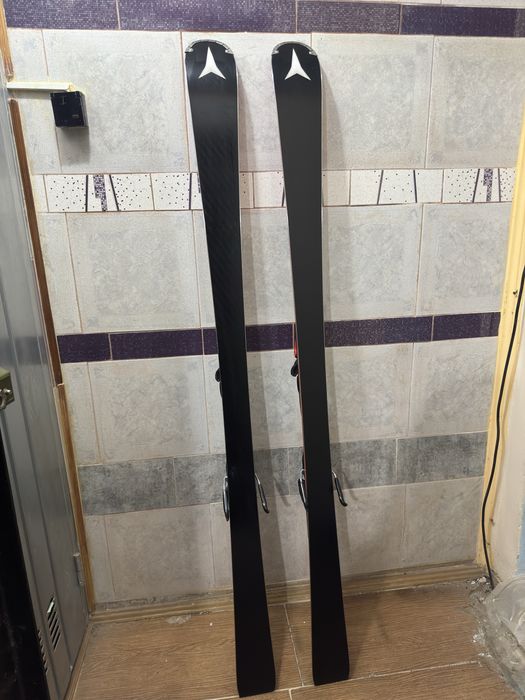 Atomic 160cm Redster S9 REVOSHOCK schiuri impecabile cu legaturi nu g9