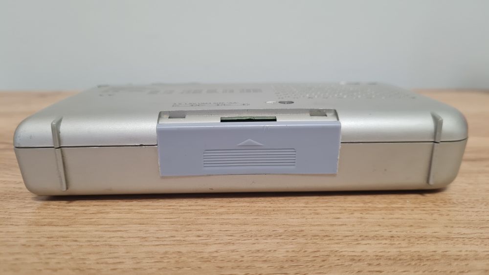 Всевълново радио Sangean SG 622