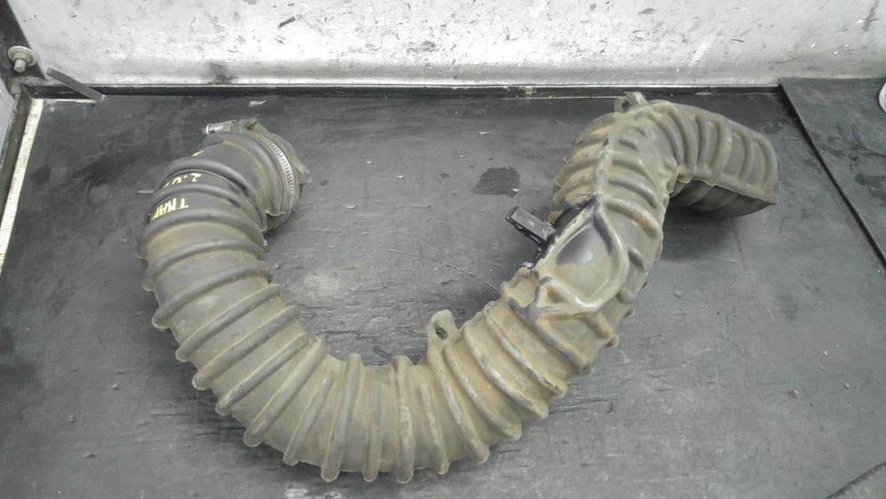 furtun intercooler 2.0 dci m9r renault trafic 2 opel vivaro  8200607746