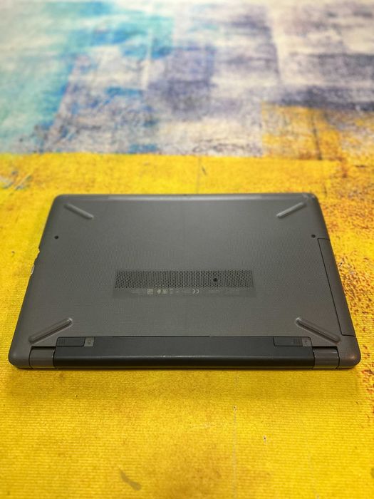 laptop Hp 250 G6, 8 gb ram, sssd 120 gb , windows 10