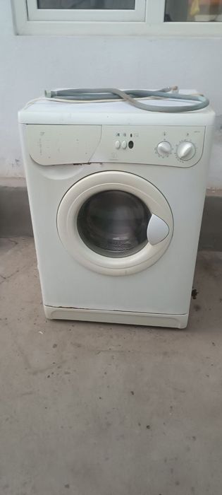 Стиральная машина Indesit