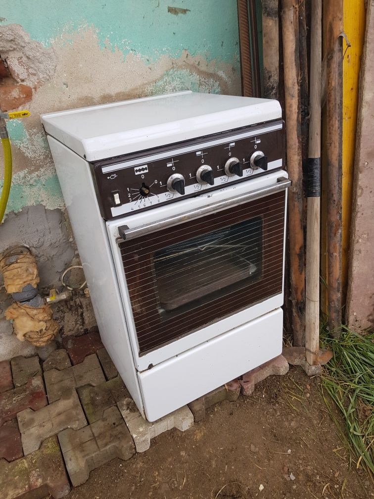 Aragaz vechi functional