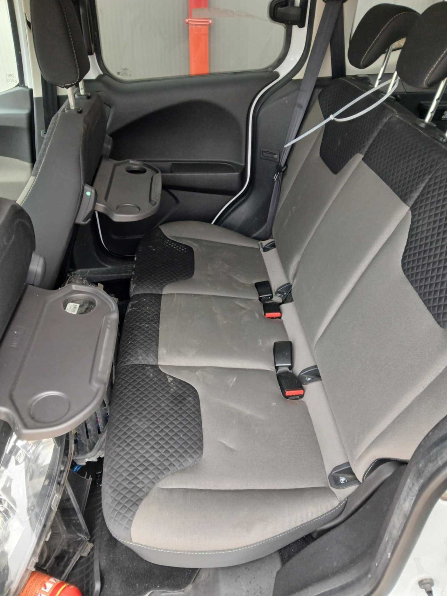 Ford Tourneo Courier 1.0 EcoBoost . НА ЧАСТИ