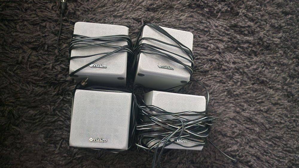 Sistem audio cu boxe