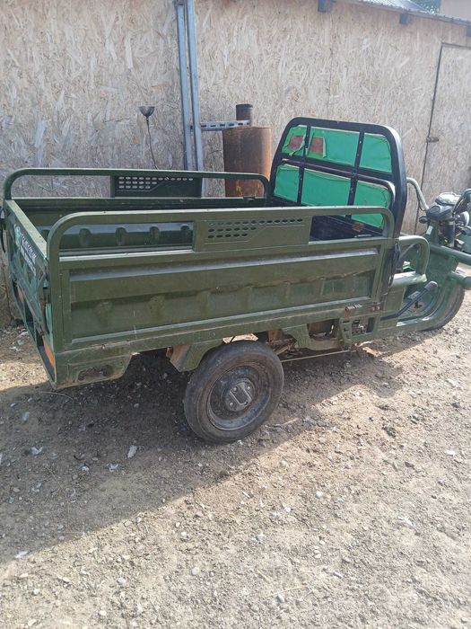 triciclu electric