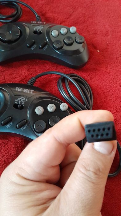 vand manete retro noi pentru consola sega 16 biti
