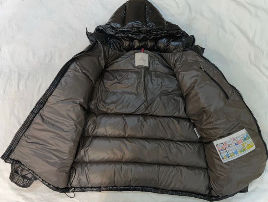 geaca monncler maya