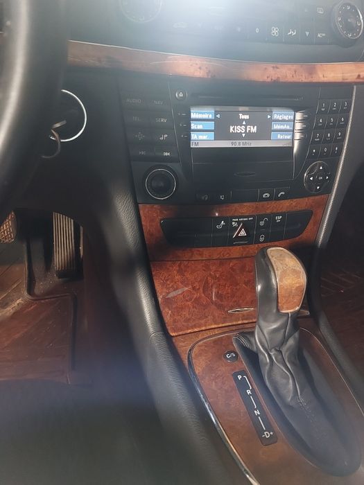 Mercedes E 220 elegance