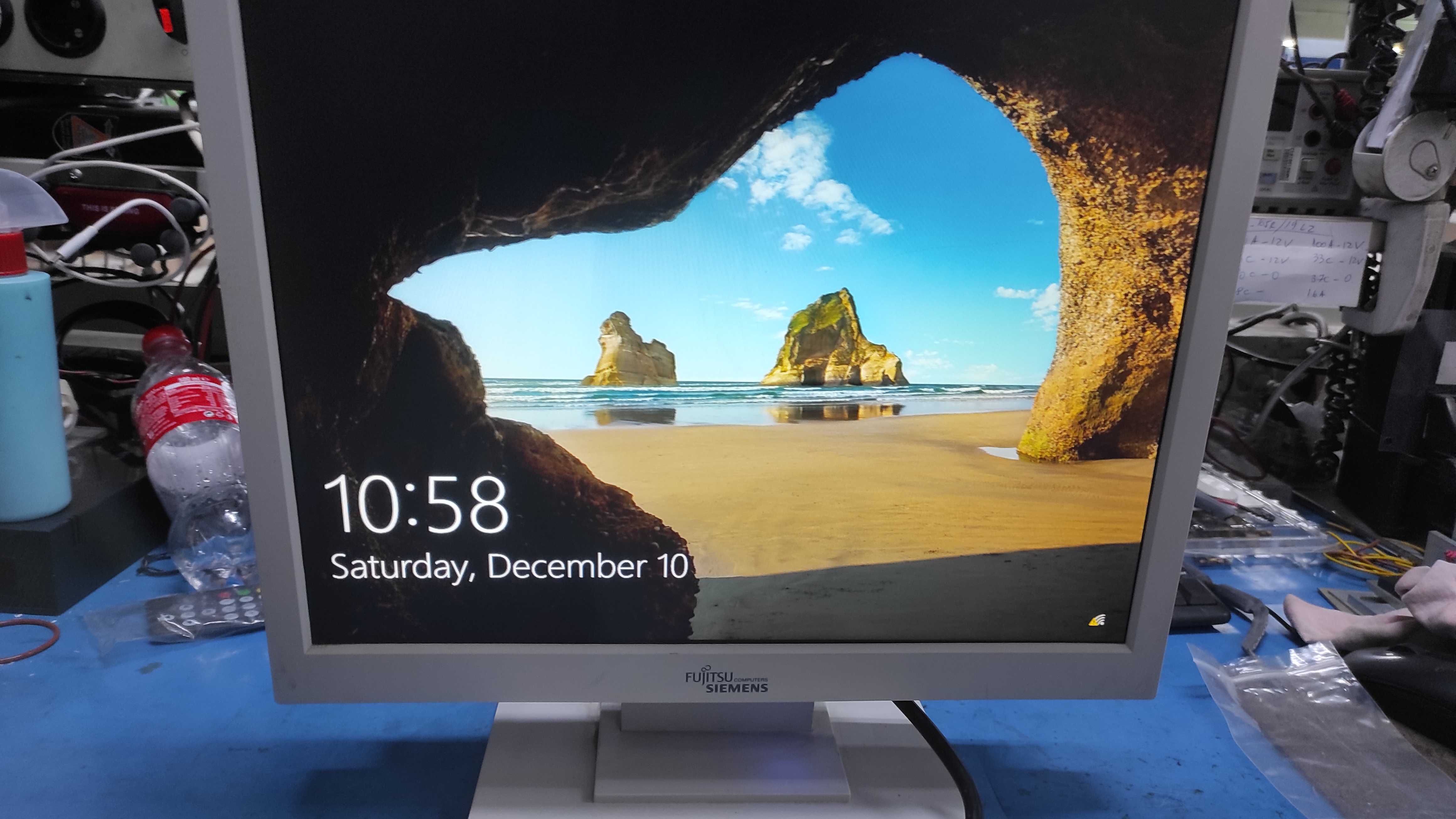 pachet 3 monitoare 17 inch 17 FUJITSU HP ACER perfect functionale