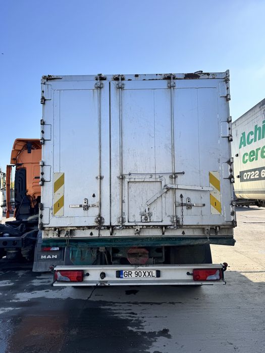 Scania camion basculabil
