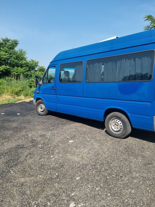 Vând Mercedes Sprinter 15 locuri
