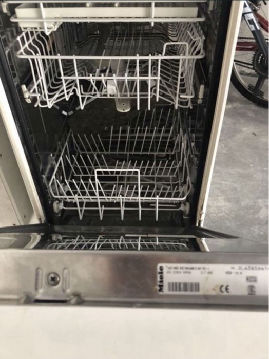 Съдомиялна 45см MIELE