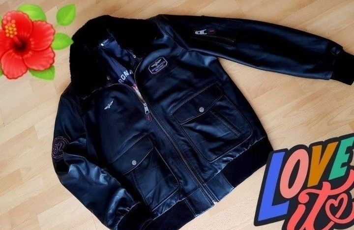 Geaca piele naturala 100%,tip aviator,guler detasabil blanita naturala